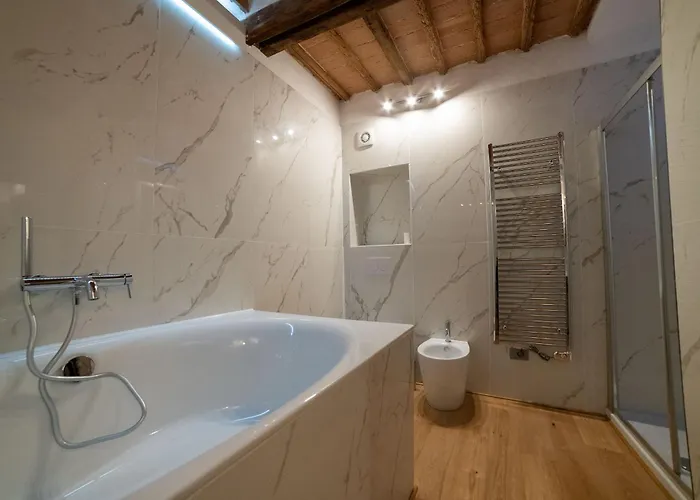 The Rose Apartment *